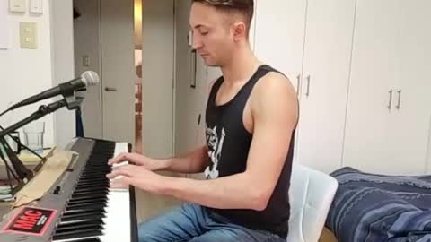 BareBritPianist online show from December 17, 7:15 am