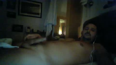 bearboudior online show from March 8, 2:21 am