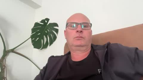 beatsboy87 online show from August 2, 6:34 am