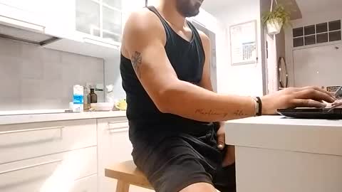 beerman198710 online show from May 29, 4:11 am