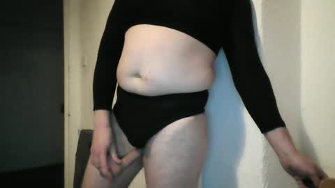 bellyfetish22 online show from June 19, 9:41 pm