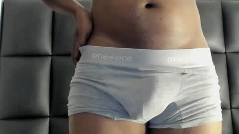 BEJAMIN online show from March 19, 11:30 pm