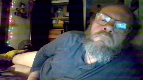 bergeeric1970 online show from April 16, 3:50 am