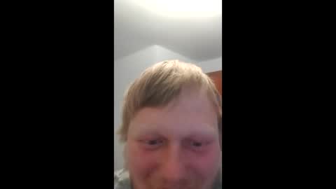 betthisissmall online show from March 16, 10:03 pm