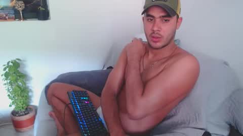 Isaac online show from May 11, 5:10 pm