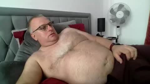 bigguy2014 online show from May 12, 2:25 pm