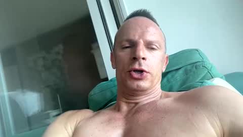 bigmuscles24 online show from May 23, 10:10 am
