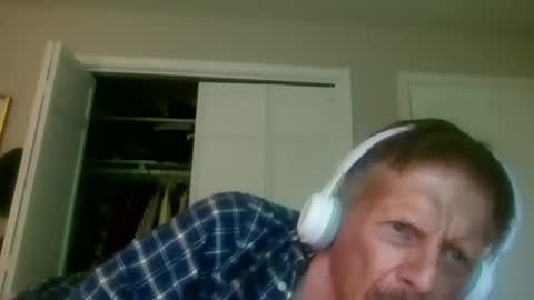 bignuts1956 online show from May 16, 1:53 pm