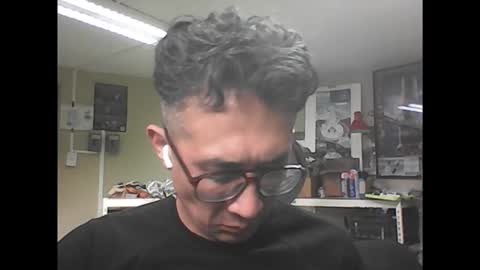 Manu O online show from April 24, 12:13 am