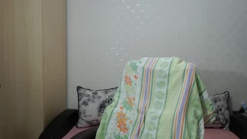 Mr Blond online show from December 3, 8:15 pm