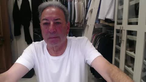 blueisles online show from February 2, 11:40 am