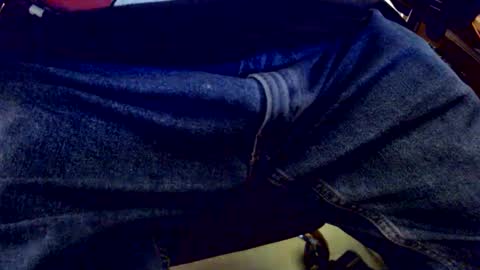 bobbie420_ online show from December 11, 3:15 am