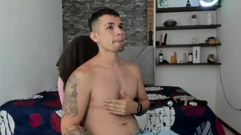 booyhott_ online show from March 18, 7:28 pm