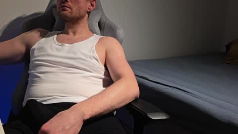 bottomtsinner online show from March 30, 9:16 pm