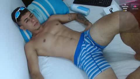 boyg_hots online show from January 20, 7:04 pm