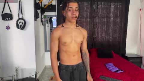 Bradley Strong online show from January 31, 9:02 pm