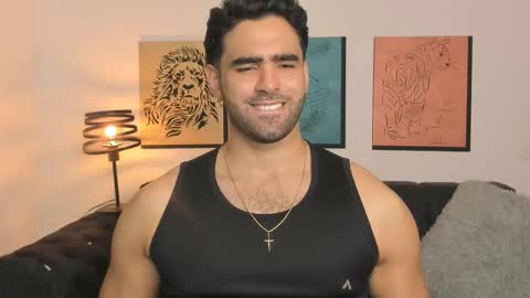 bradleymartin7 online show from March 3, 9:21 pm