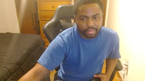 Breadw1nnah online show from November 12, 8:09 am