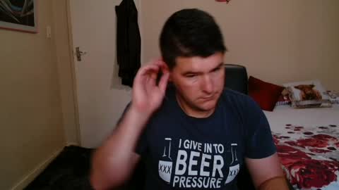 ask me lol online show from April 13, 5:19 am