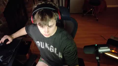 BubblebuttBdn online show from April 1, 3:19 am