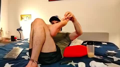 camilo online show from April 17, 12:02 am