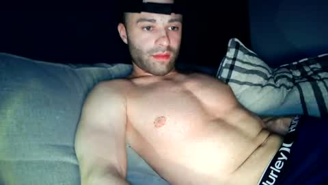 CanadianDaddy online show from June 10, 9:22 am