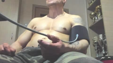 Laz online show from May 7, 2:11 am