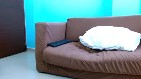 Carlo online show from February 12, 7:45 pm