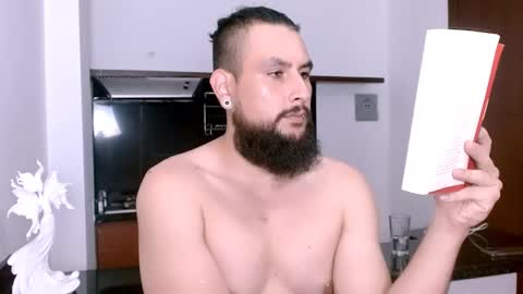 Carlo online show from March 5, 8:01 pm