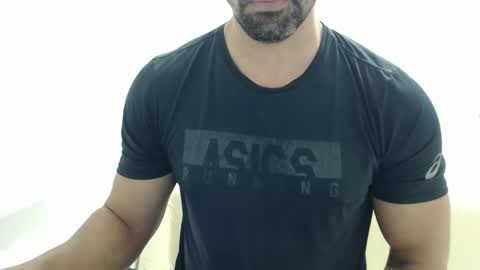 cashmastermuscle77 online show from May 5, 10:28 am