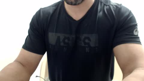 cashmastermuscle77 online show from July 10, 10:51 am
