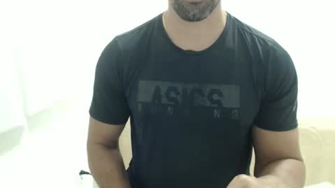 cashmastermuscle77 online show from April 15, 7:58 pm