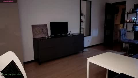 Bruce online show from April 4, 12:46 pm