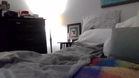 charlemagnesweatpants online show from January 6, 10:14 pm