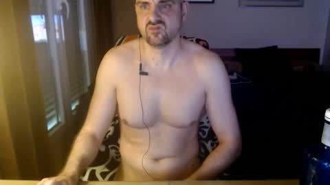 chicocam1983 online show from May 17, 3:52 pm