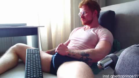 redhead thief of sausages and hearts online show from June 1, 8:14 am