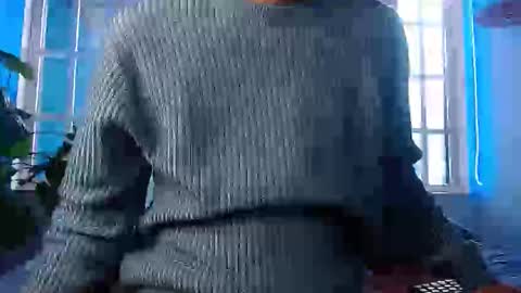 C H R I S  online show from February 3, 7:08 pm