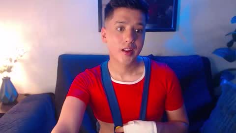 C H R I S  online show from February 18, 9:23 pm