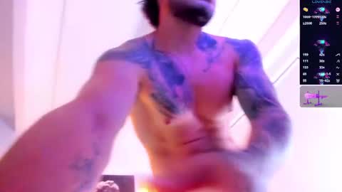 chris_milleer online show from July 9, 12:04 am