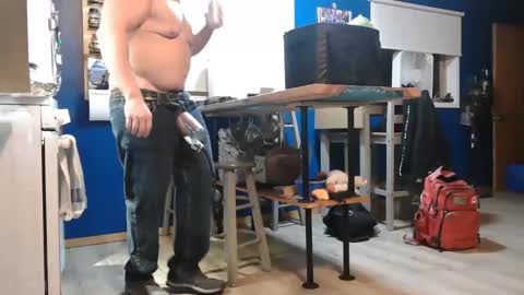 Chubbypumper online show from December 15, 12:40 am
