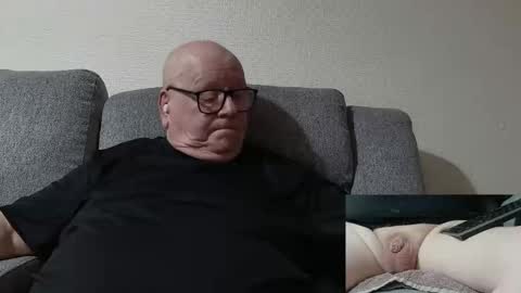 Charlie. online show from March 25, 2:04 am