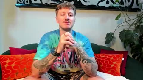 Cody and Emeraldboy online show from May 18, 12:51 am