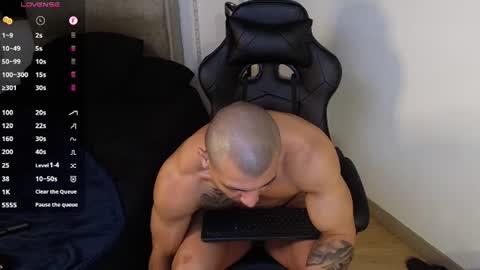 colombianmuscle8 online show from June 16, 3:47 pm
