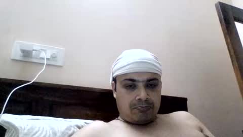 Cool Breeze09 online show from June 2, 9:21 am