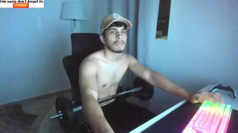 MIA LIZ AND SAM online show from July 7, 12:32 am