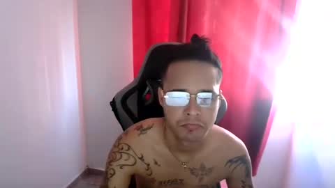 criatian_grey online show from July 21, 7:05 pm