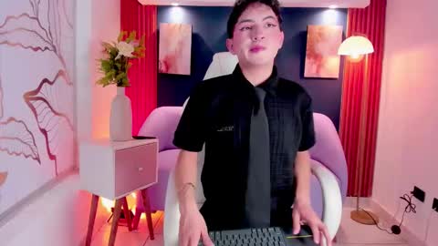 Cristopher  online show from March 19, 8:56 pm