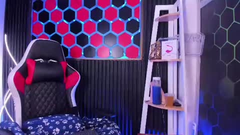 Cristopher  online show from June 24, 8:44 pm