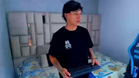 Croy online show from March 11, 9:22 pm