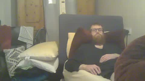 chris online show from March 21, 1:09 am